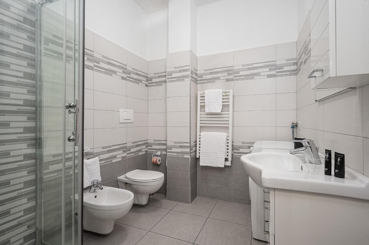 מילאנו Hemeras Boutique Homes - Design Flat Near Metro Station מראה חיצוני תמונה
